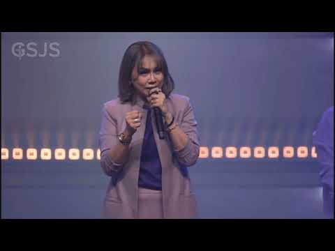 ( Cover ) Sejauh Timur Dari Barat - Glady Febe Tuwoh