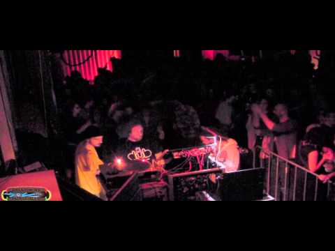 KING SHILOH SOUNDSYSTEM (nl) ft nes apache - steppa selection pt6 @ worm 07-12-13