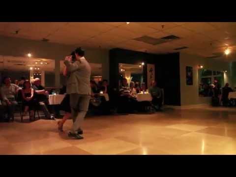 Raphaël Baron et Chantal Dauphinais, "Fly me to the moon".