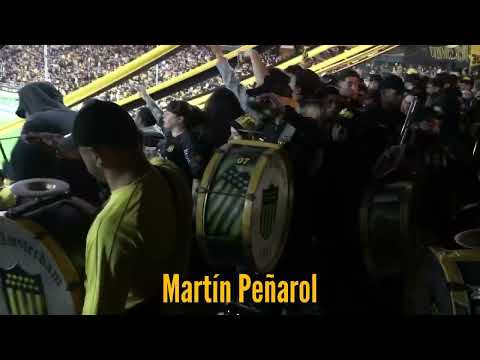 "Entrada de la Percusión - Hinchada de Peñarol (vs Albión)" Barra: Barra Amsterdam • Club: Peñarol