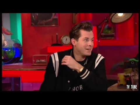 Mark Ronson Interview TFI Friday (20-11-2015)