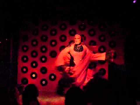 Cristiny Diamonds Fluor - Sabbadá Music Bar 02.02.2012