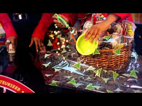 How to Prepare an Ice Cream Gift Basket - B's Homemade Ice Cream Style