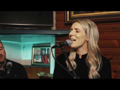 The Forge Sessions Vol. 3 - Shallow - The Whistlin' Donkeys Feat. Ciara Fox