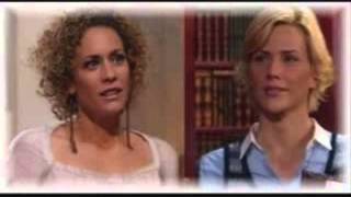 Carla & Stella - Sweet Surprise