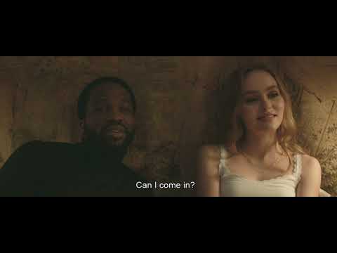 Silent Night 2021 - extinction movie scene