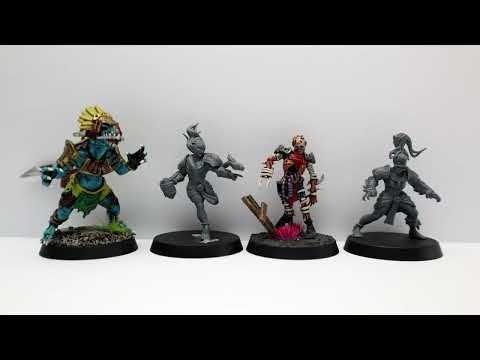 Unboxing and Review Blood Bowl Amazon Team Games Workshop