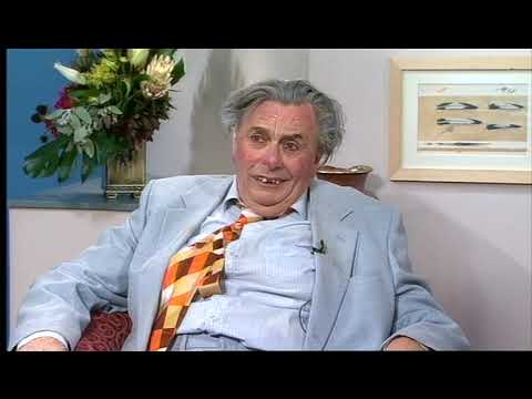 Richard Wilkins Interviews Sir Les Patterson