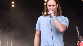 Reef - Stone For Your Love live Carfest North 04.08.13 HD