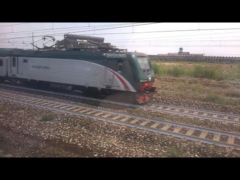 Incrocio con E464+8 MDVC Trenord - 10/07/2018