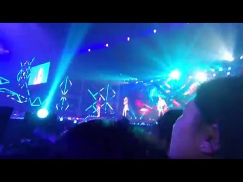 160130 f(x) Beautiful Stranger