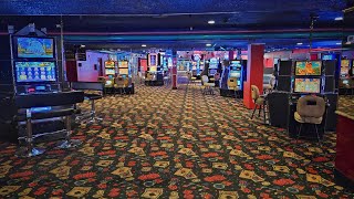 I Played Slots in The Emptiest Casino on the Las Vegas Strip