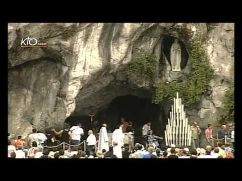 Chapelet à Lourdes