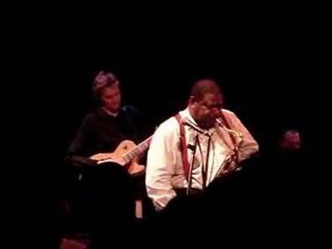 Pee Wee Ellis Assembly feat. Fred Wesley at Moods (Part 1)