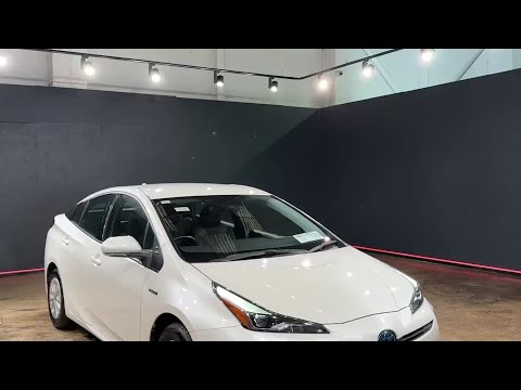 Toyota Prius 1.8 HYBRID - CRUISE CONTROL - MULTI F - Image 2