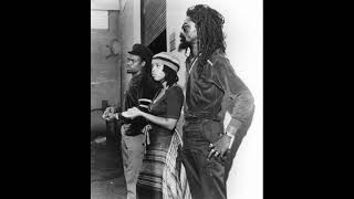 Black Uhuru - What Is Life - 7&#39;&#39; Version (1984 - Black Uhuru)