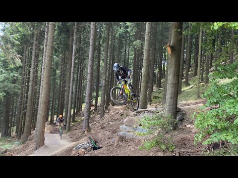 Green Hill Bikepark , Jonas & Pablo, Time Shift, Bounce & Blow