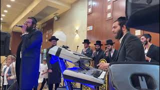 מוישי דוידוביץ 🎤♥️ מוישי סופר 🎹🔥 מקהלת ידידים 🎶