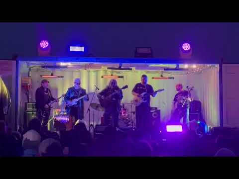 Piitsukkut - Kingulitta Nunassaraat