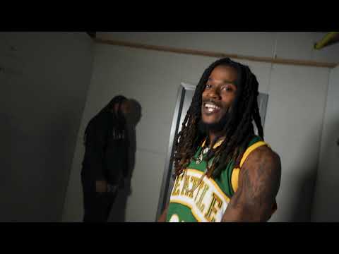 Rico Santana400 - Play Outta State feat. King Louie (Official Music Video)