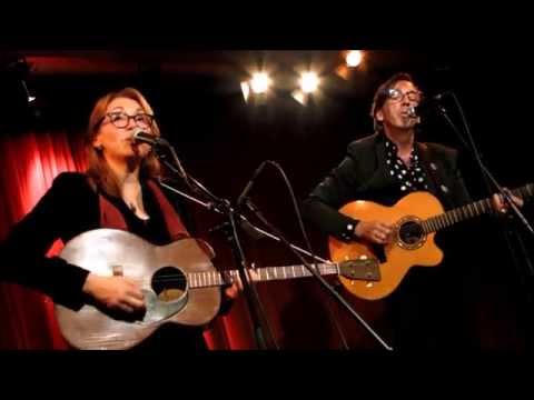 Diana Jones & Stephen Fearing - Hard Times Come Again No More