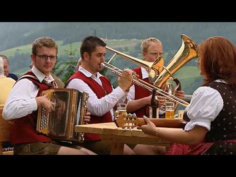 Pinzgauer Feiertagsmusi