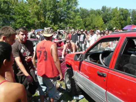 Juggalo Justice - Thief's Car Gets Destroyed + Jeep Surprise @ Juggalo Gathering 2012 (Part 5)