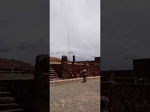 UMA AVENTURA NA AMÉRICA DO SUL - sítio arqueol. Tiwanaku - região de La Paz - 24/10/25 - 14:15 hr