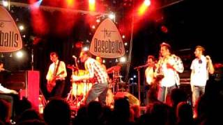 The Baseballs - Last In Line (live in Helsinki 23.3.10)