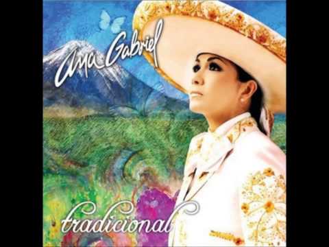 Con Las Alas Atadas video