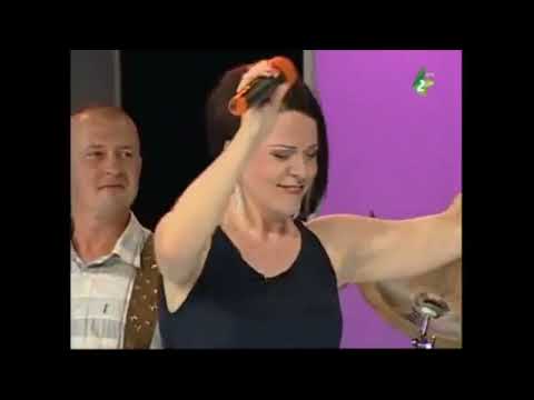 Anička Dudková Pecniková & Maks - Červená ružička