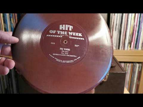 1113 I'm Yours - Benrus Radio Orchestra - Durium Hit Of The Week 78rpm - HMV 2001 Record Player