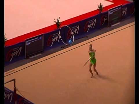 04 Valérie Romenski - cerceau