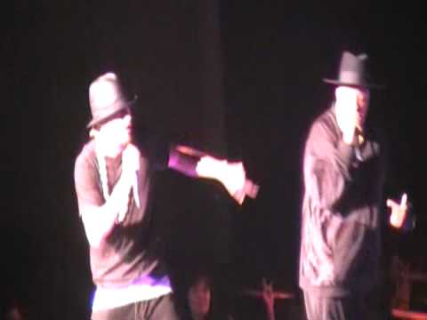 Kid Rock feat REV. RUN-Way It Is & Its Trcky- Toronto