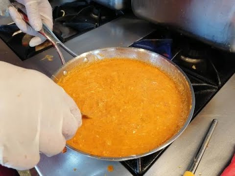 Çakallı menemeni ustaları: Menemen, 7/24 soğansız olur (Çakallı menemeni tarifi)
