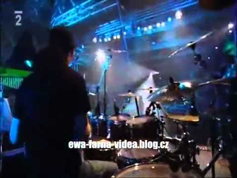 Ewa Farna - Lucerna (6.12.2009) - Boží mlejny melou (TOUR: Buď virtuální)