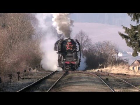 Parní lokomotiva 475.111  na cestě z Domažlic do Nemilkova