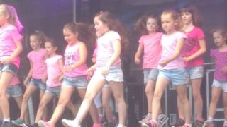 Cyndi Lauper - Girls Just Want To Have Fun-Tanzgruppe Kids Dance