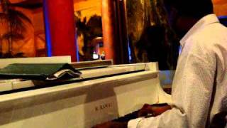 Cocktail piano bar  Hello, Cherish, Killing me softly Dario BABET