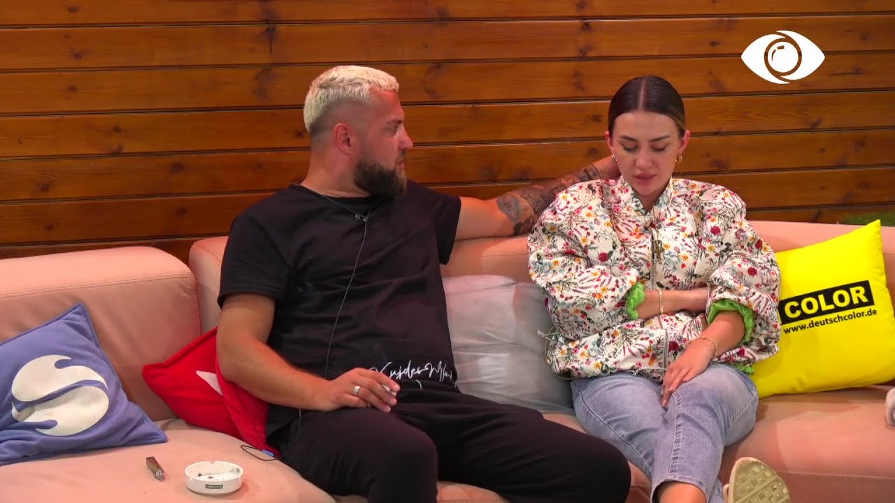 E ndiej veten keq/ Kiara bisedon me Luizin