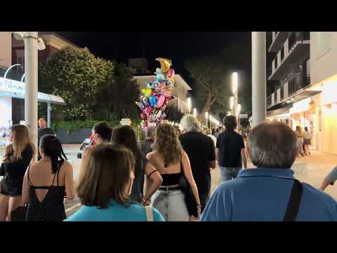 Riccione, Nightlife-Walking 🇮🇹Tour - Summer 2023