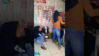 Download lagu Isengin cewek penjual kopi mp3