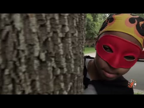 Little Heroes 33 - The Kid Police, The Nerf Guns and The Battle vs The Spark