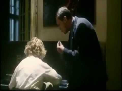 Ajlawju   Jak traktować...   (+18)