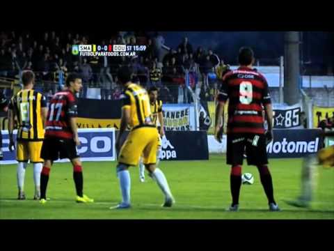 El local tuvo las del complemento. Santamarina 0 - Douglas 0. Fecha 39. B Nacional 2015. FPT