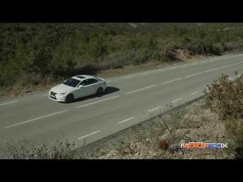 Lexus IS300h, the MotorBox test