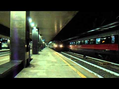 E656.028 in partenza con l' ICN 1959 Roma Termini - Siracusa/Palermo Centrale