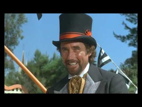 Wreck-It Ralph Claus is Coming to Town Cast Video (Remastered)