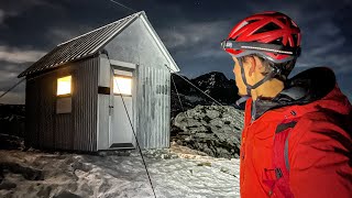 Camp & Cook (Burgers) in a Remote Alpine Shelter