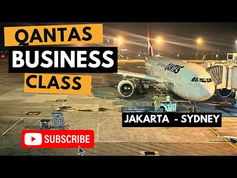 Qantas A330 Business Class Jakarta to Sydney | Lounge Review | QF42